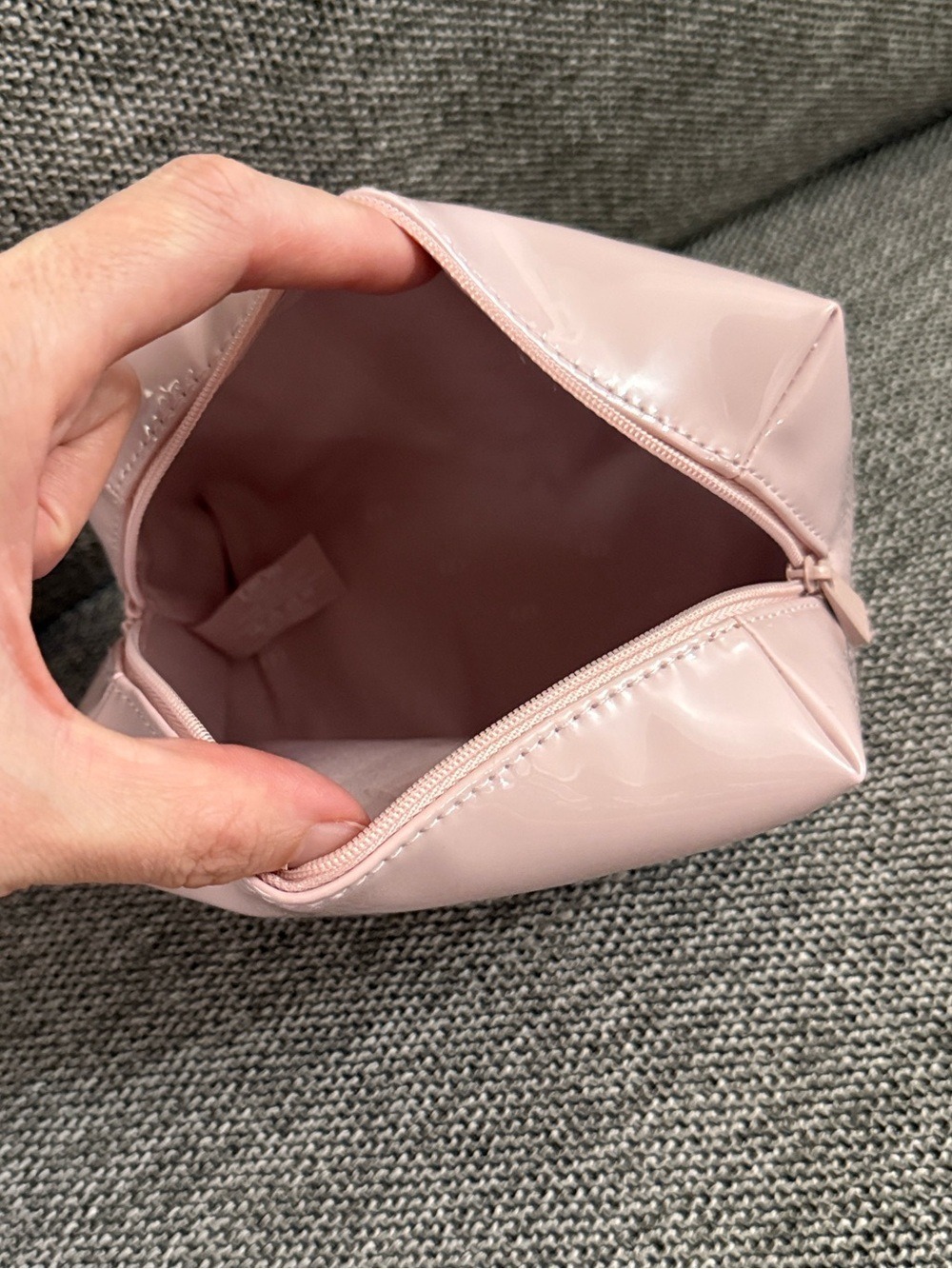 Dior Beauty Baby Pink Glossy Patent CD Makeup Bag Pouch New Authentic - Picture 13 of 15